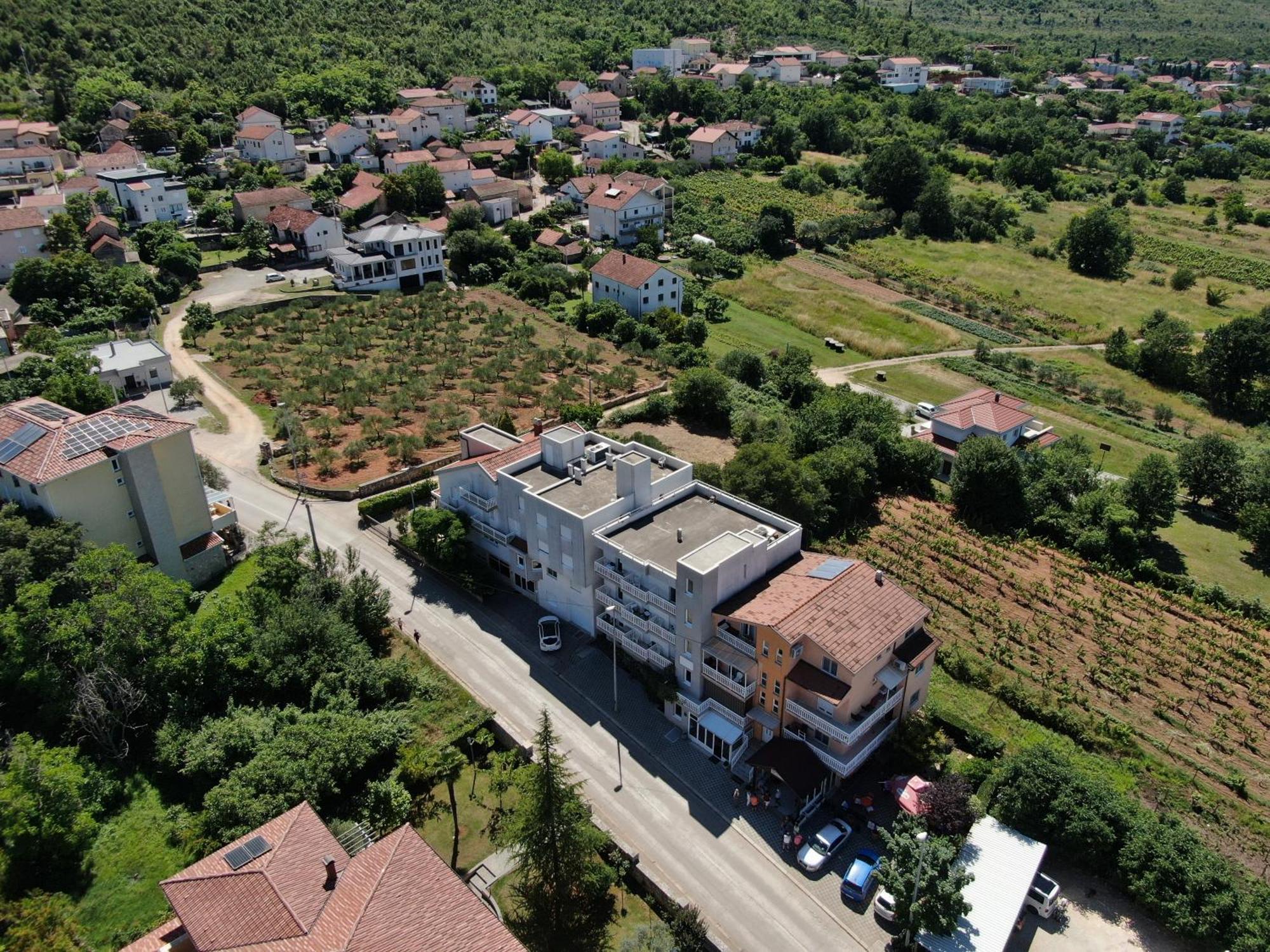 Pension Silvia Меджугорье Экстерьер фото